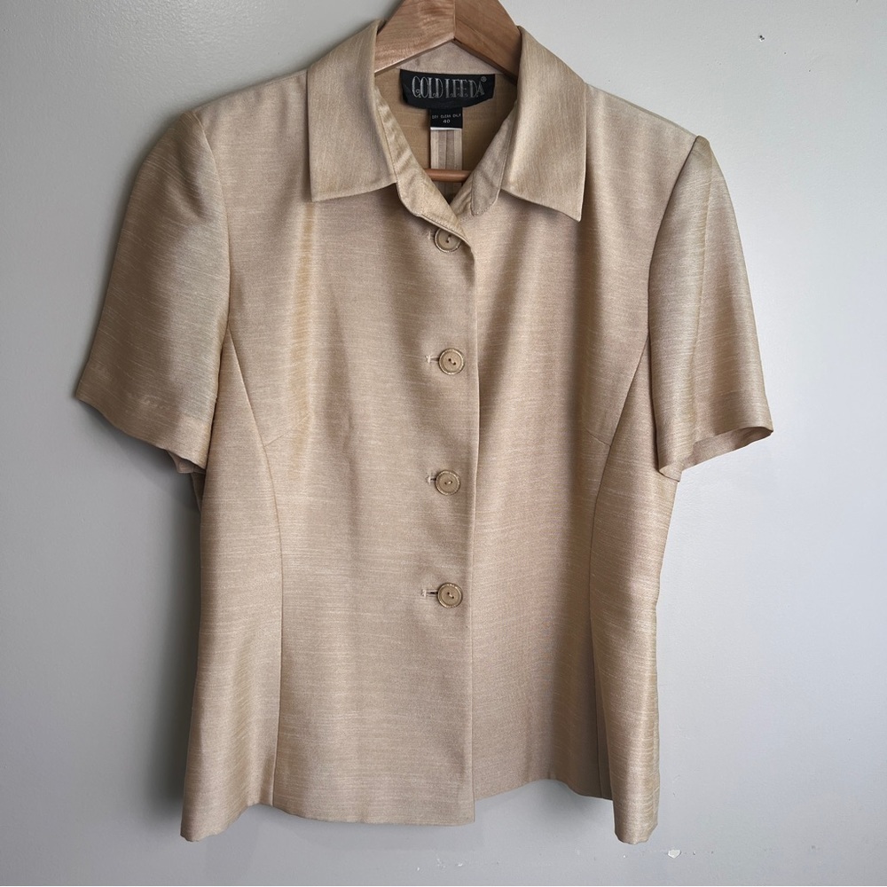 Gold Leeda Women's Gold/Tan Short Sleeve Button-Up Blouse Size 40